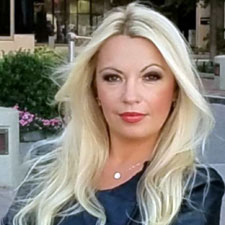 Yelena Colorist, Stylist - Moss Salon